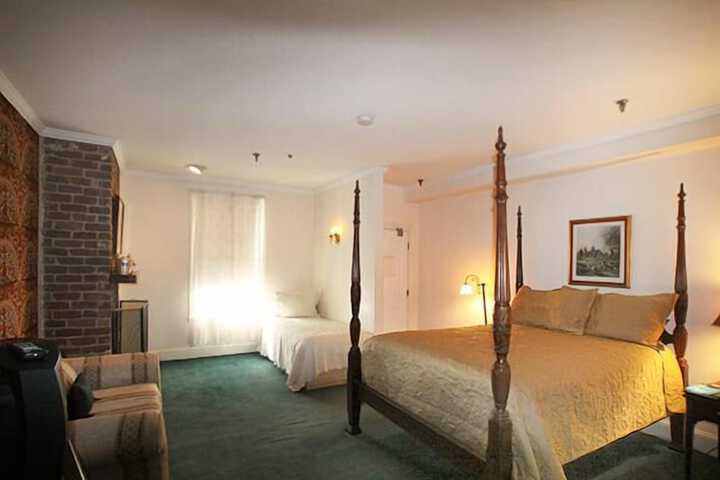 Room 71 of 170