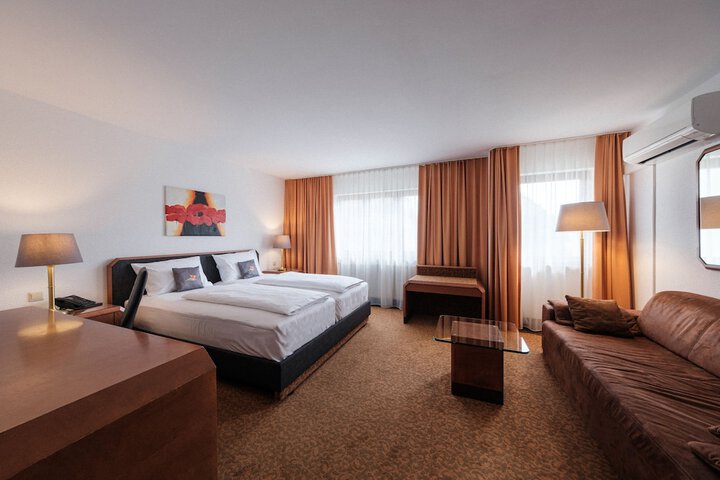 Room 26 of 57