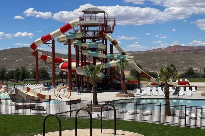 Pool 17 of 30