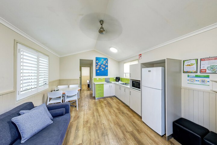 Room 12 of 89
