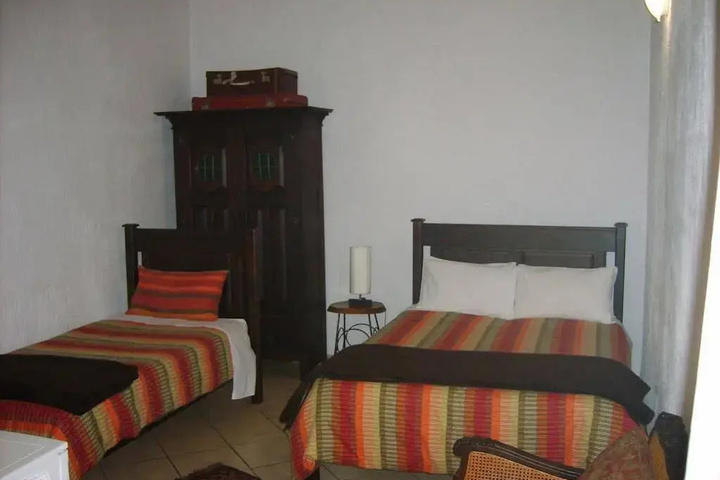 Room 3 of 12