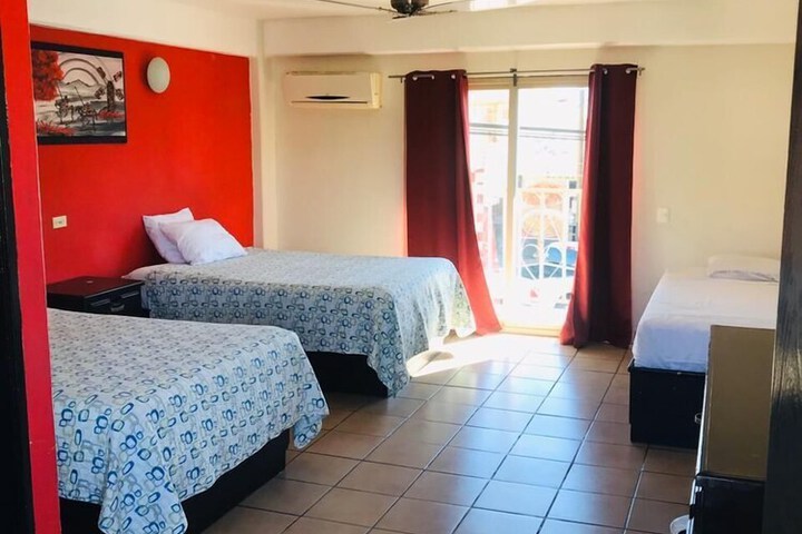 Room 21 of 46