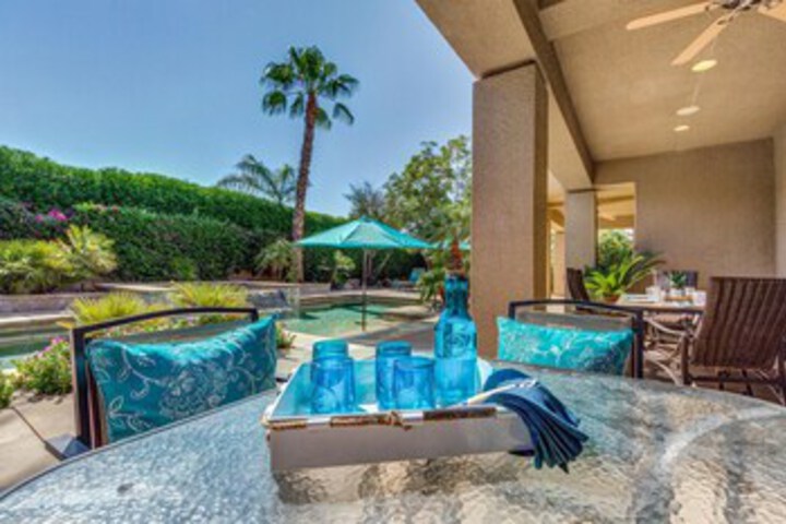 Pool 32 of 64