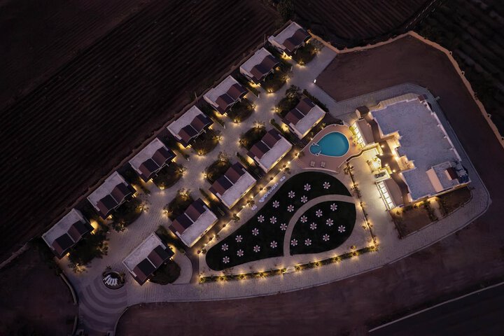 Hotel 68 of 72