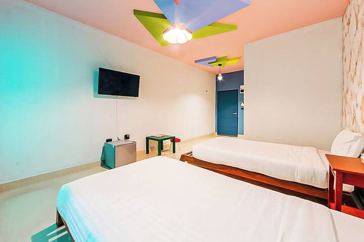 Room 20 of 49