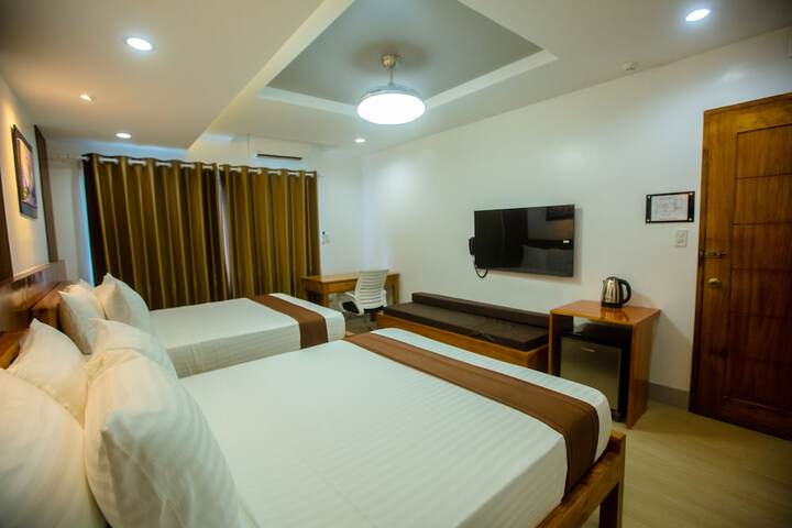 Room 5 of 72