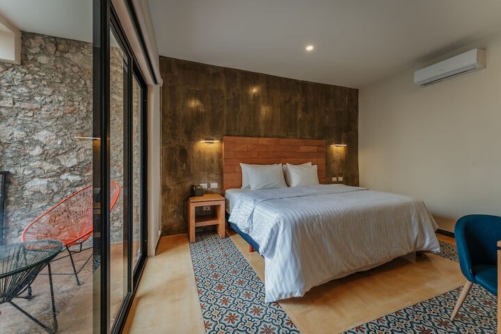 Room 27 of 54