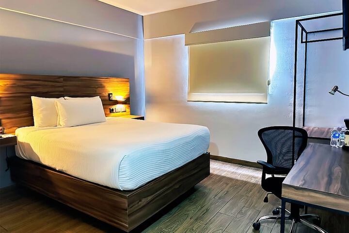 Room 15 of 54