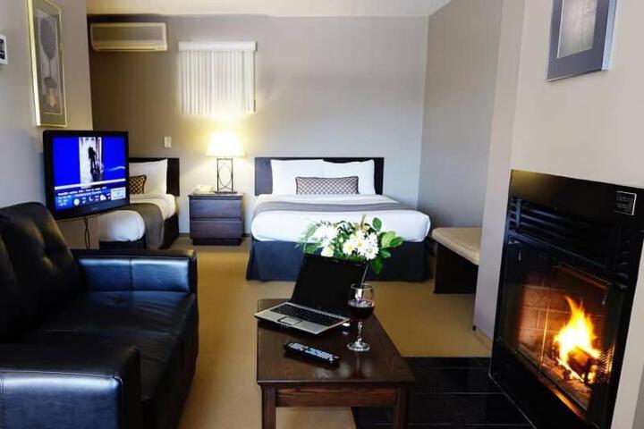 1 Double Bed (1 of 6)