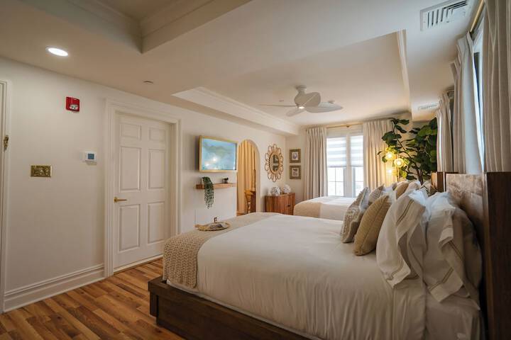 Room 15 of 148