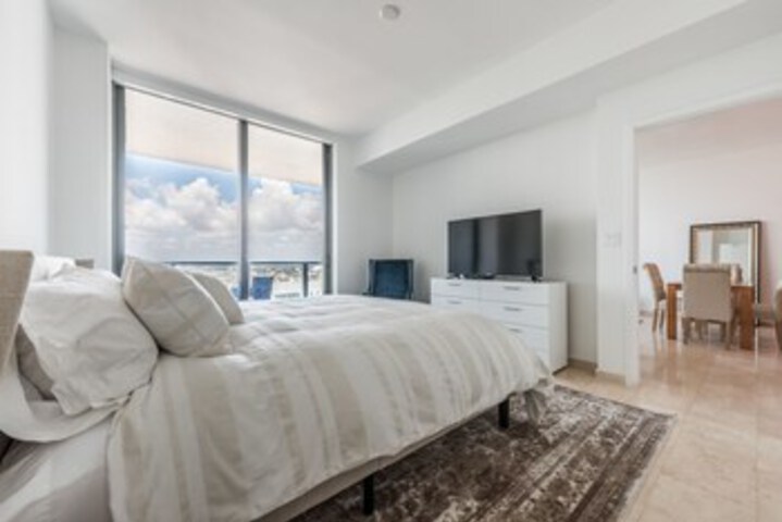 Room 42 of 55
