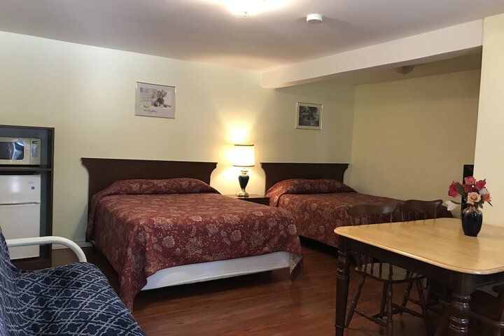 Room 3 of 35