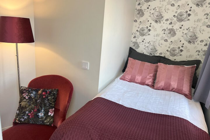 Room 55 of 91