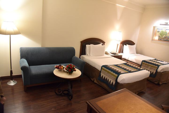 Room 16 of 78