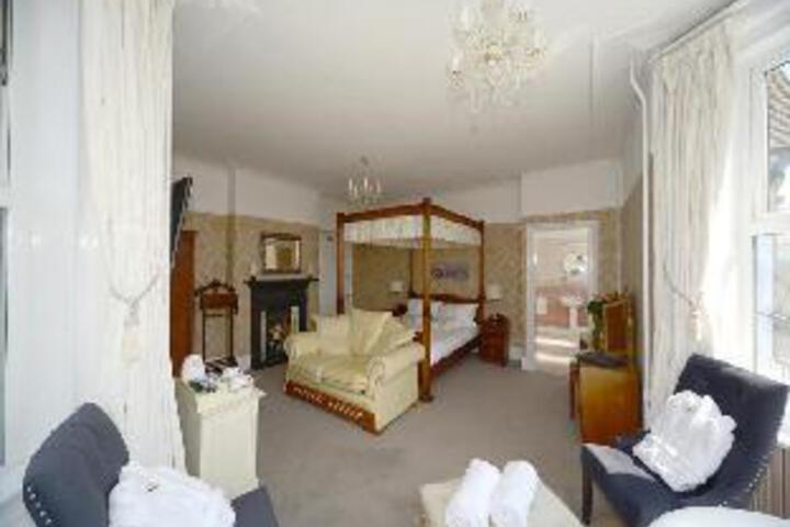 Photo 13