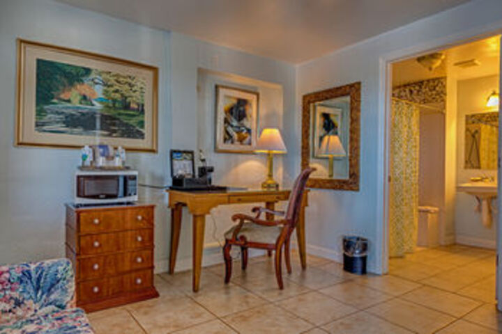 Room 54 of 82