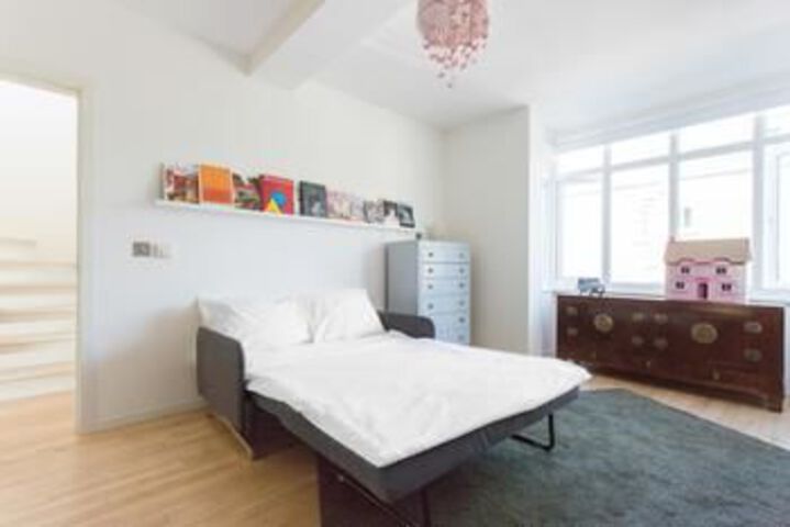 Room 57 of 166