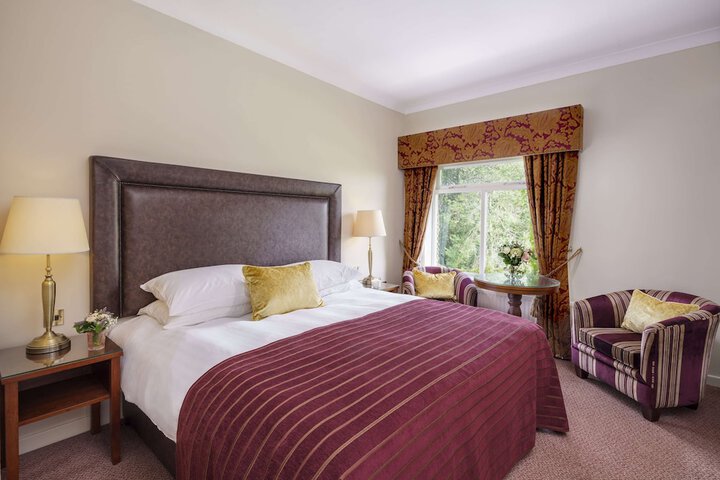 Room 4 of 51