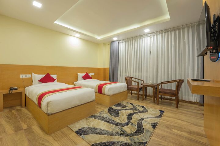 Room 10 of 29
