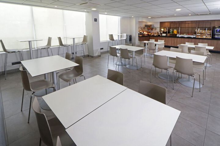 Breakfast/Coffee Service 33 of 52