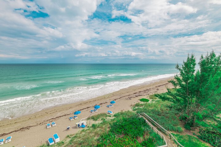 Beach/ocean view