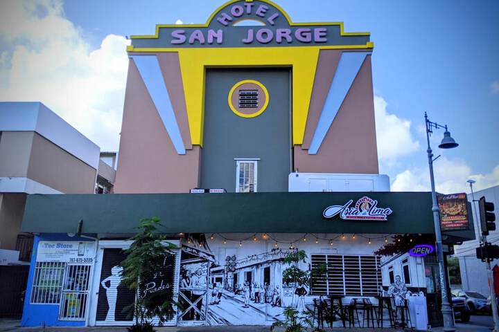 Hotel Entry