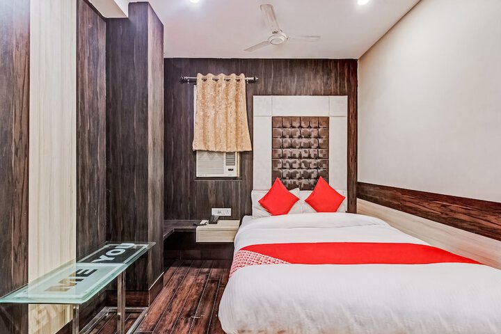 Room 16 of 24
