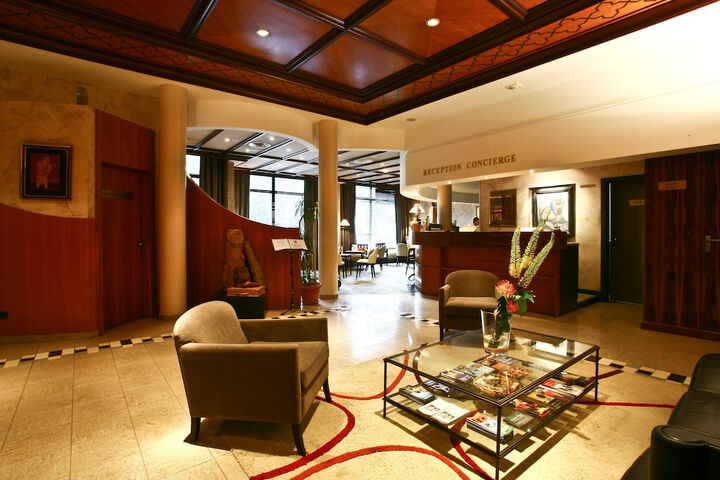 Lobby Photo