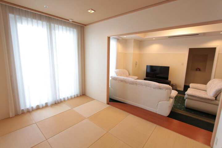 Room 47 of 59