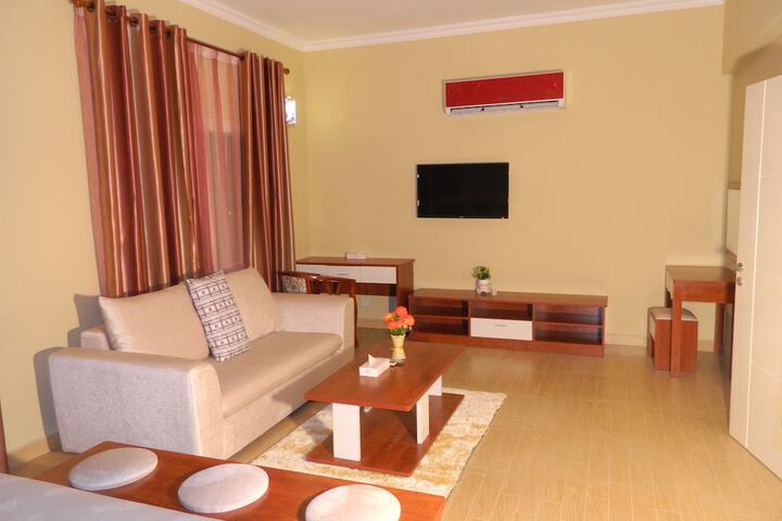 Room 17 of 100