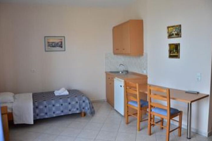Room 28 of 59