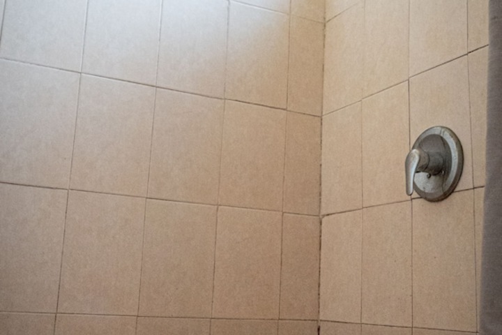 Room 18 of 24