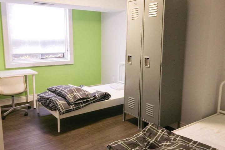 Photo 8