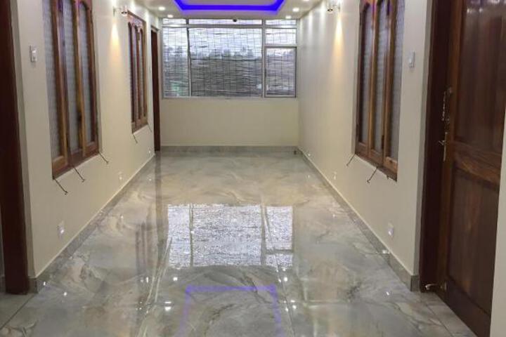 Hotel Guru International