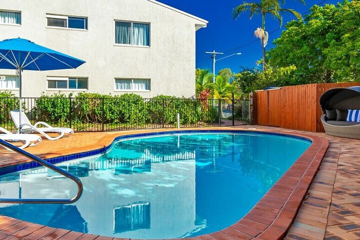 Pool 44 of 59