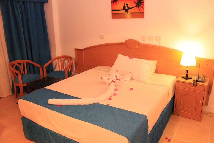 Room 12 of 56