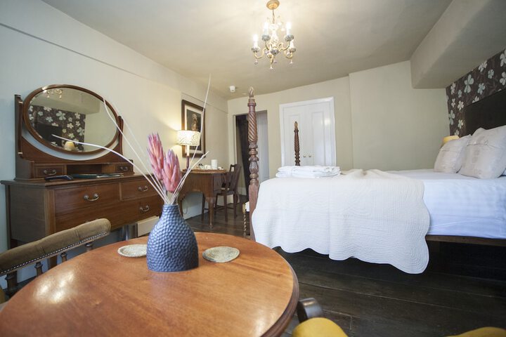 Room 15 of 85