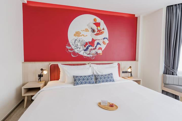 Room 52 of 190