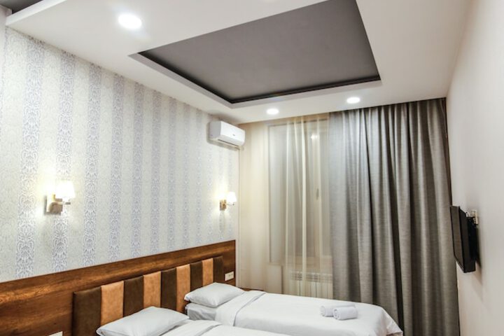 Room 4 of 45