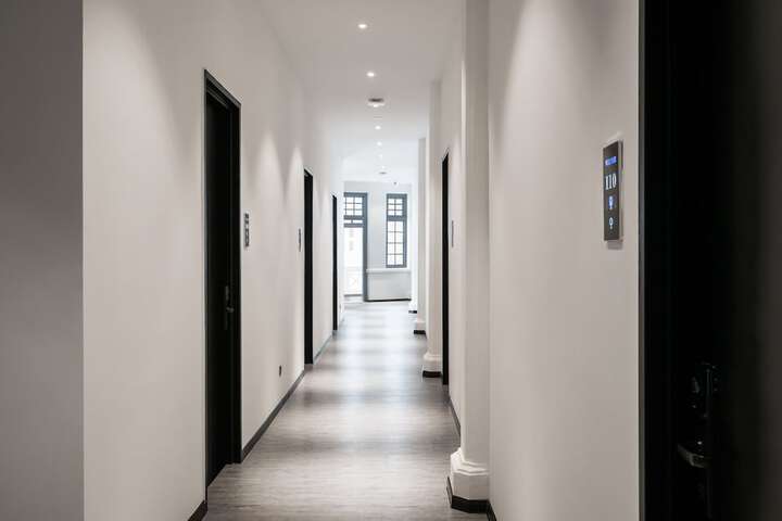 Ballroom/Hall 32 of 45