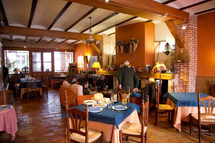 Dining Photos