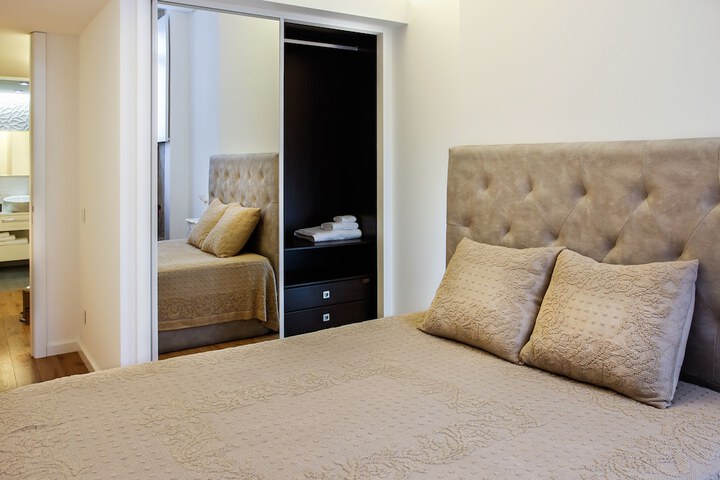 Room 4 of 31