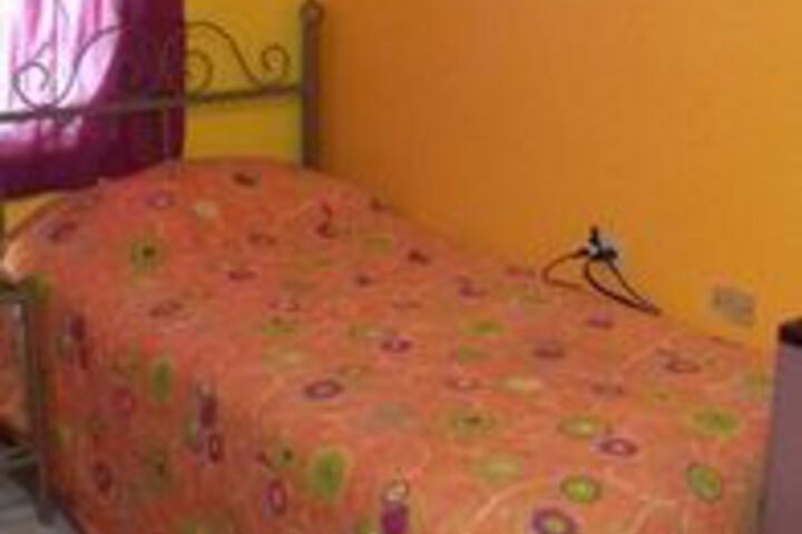 Room 18 of 34