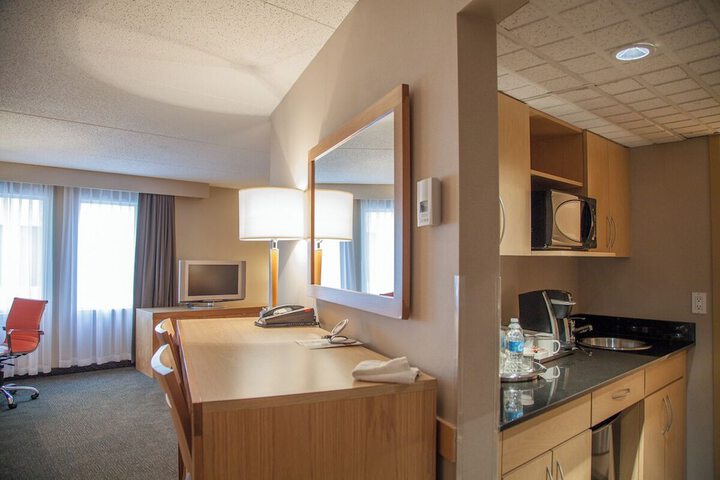 Room 8 of 60
