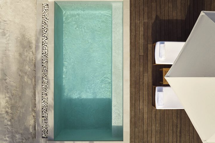 Pool 103 of 222