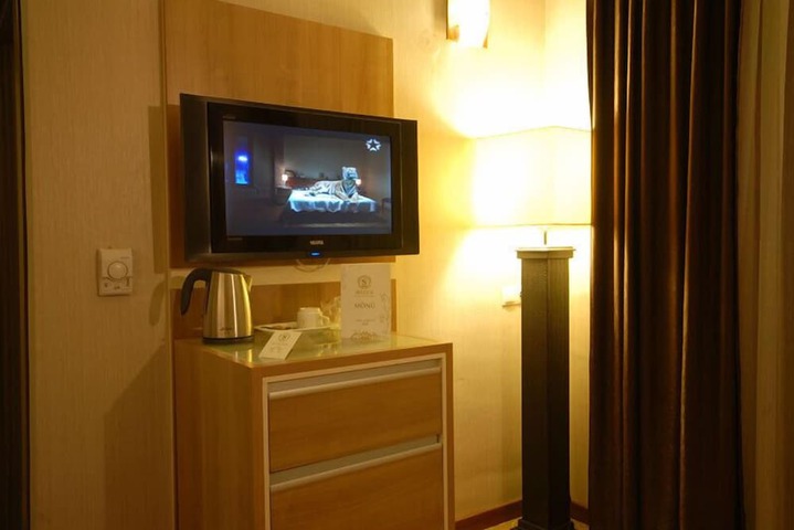Room 21 of 62