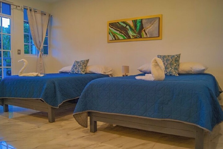 Room 2 of 12