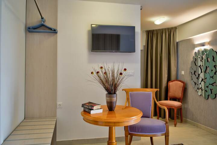Room 16 of 69