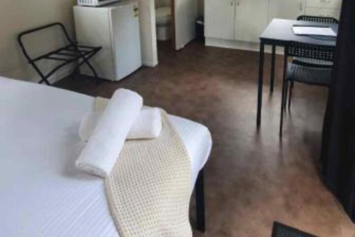 Room 148 of 161