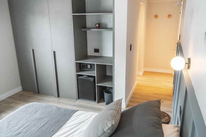 Room 43 of 80